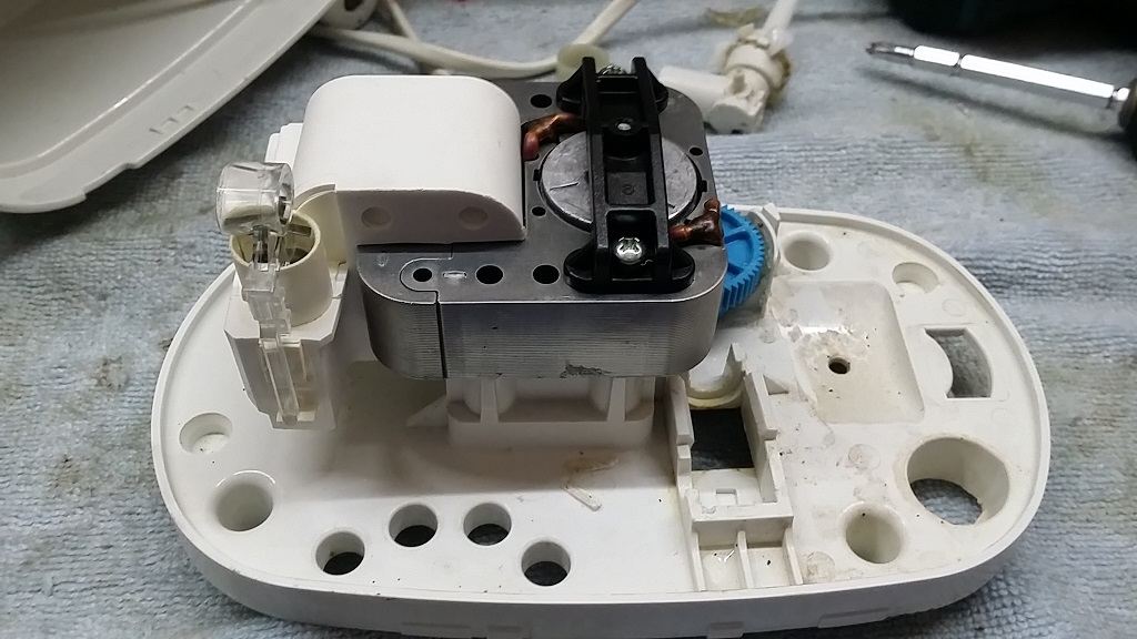 ซ่อมเครื่องทำความสะอาดฟัน ยี่ห้อ WATERPIK รุ่น WP-70E2 อาการน้ำไม่ออก