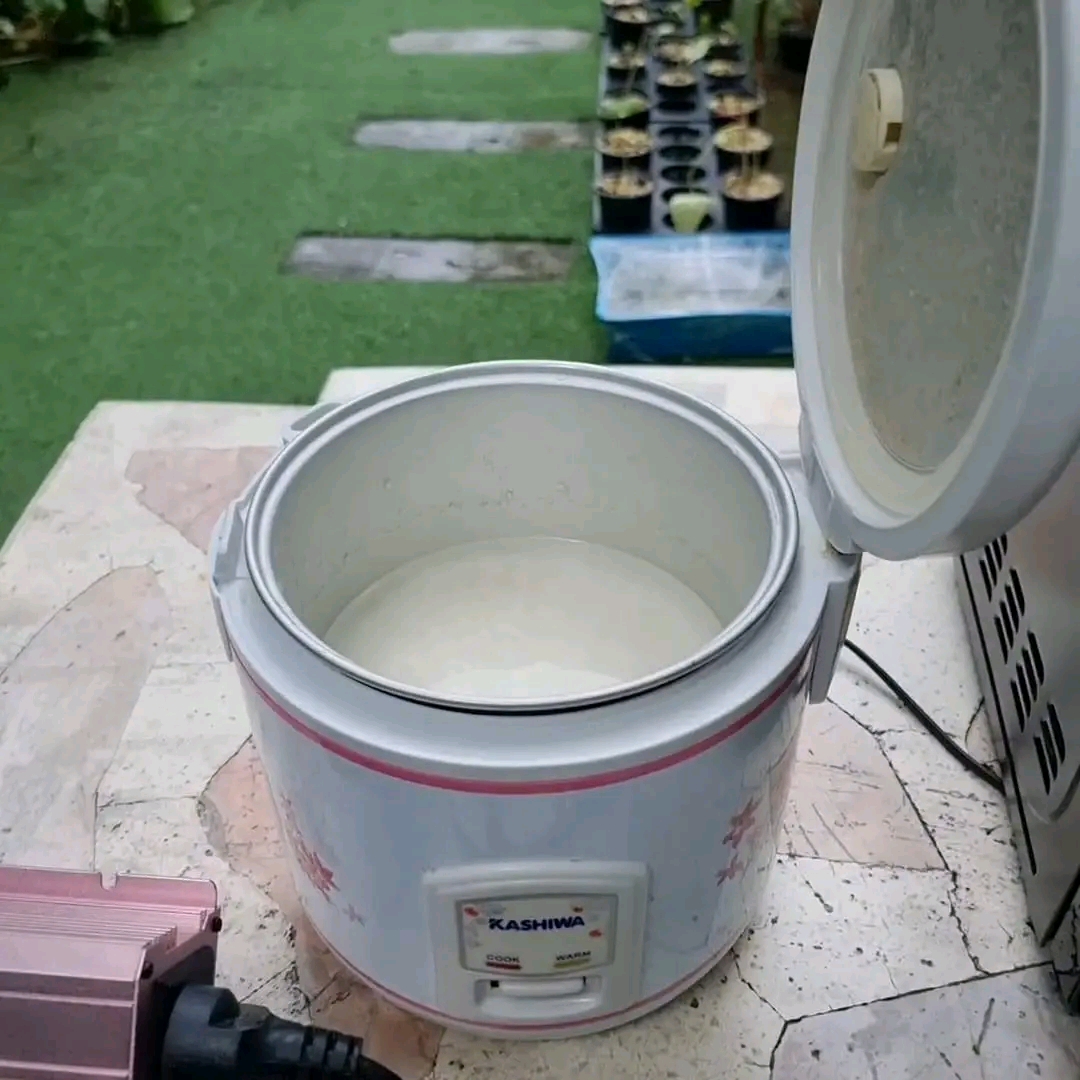 ตัวแปลงไฟ 12V เป็นไฟบ้าน 220V ขนาด 3,000W ยี่ห้อ WE POWER MAX