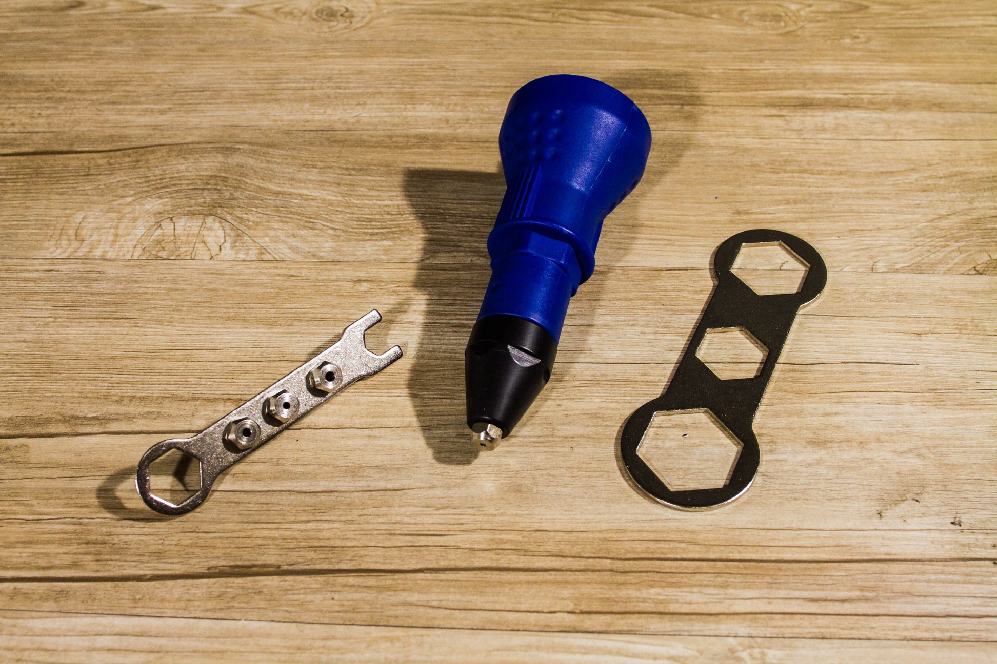 MARCH เครื่องย้ำรีเวทแบบใช้กับสว่าน