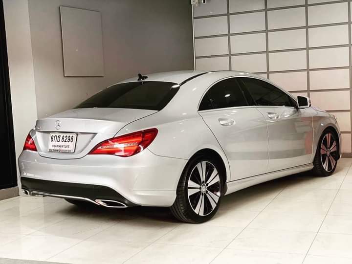 Mercedes Benz CLA200 URBAN 1.6 เทอร์โบ ปี 2017