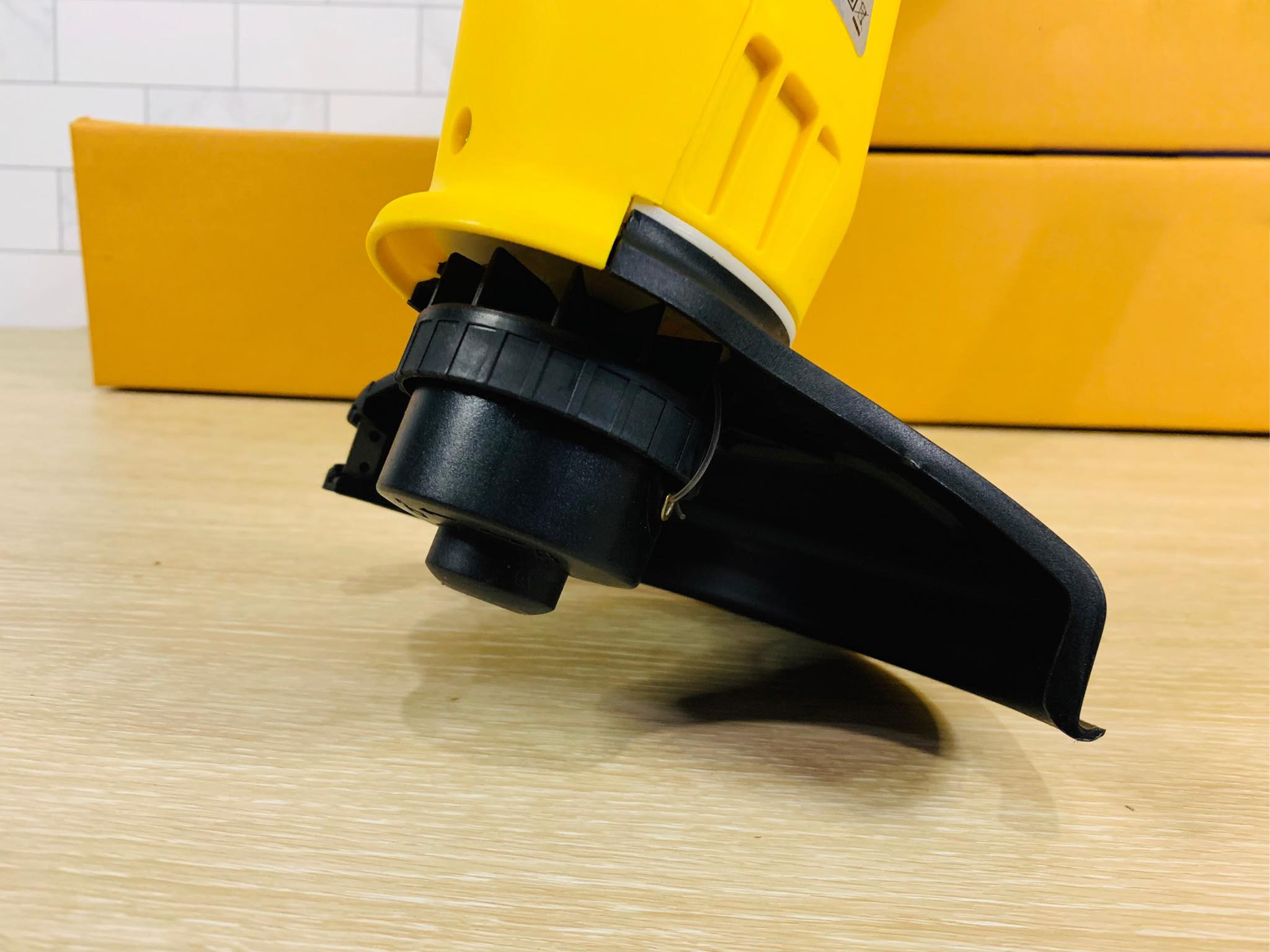 เครื่องตัดหญ้า BERALA BL-350 (สีเหลือง รุ่นใหม่)