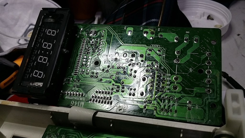 ซ่อมไมโครเวฟ ยี่ห้อ LG รุ่น MS2147CW อาการเปิดไม่ติด