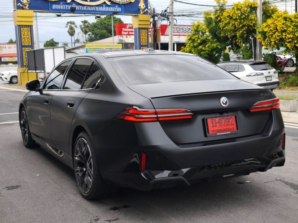 BMW 530e M SPORT PRO ปี 2025( ยังไม่จดทะเบียน )