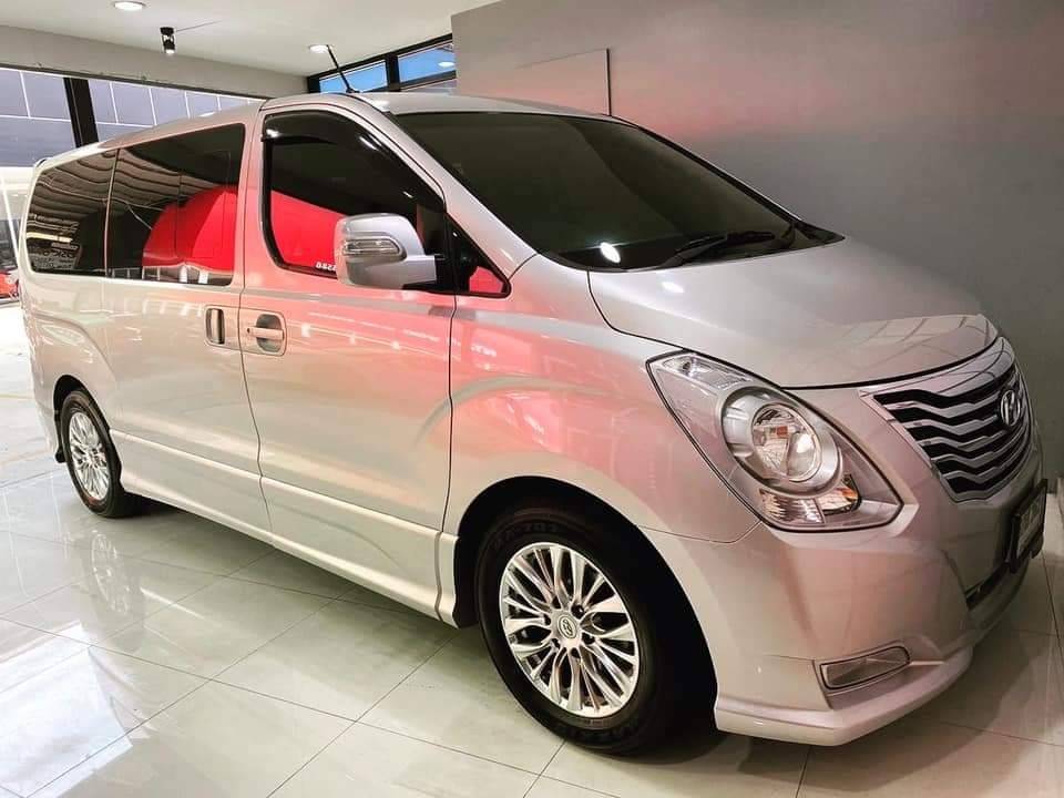 Hyundai H1 Grand Starex Premium 2.5 ดีเซล 175 hp 5 Speed ปี 2014