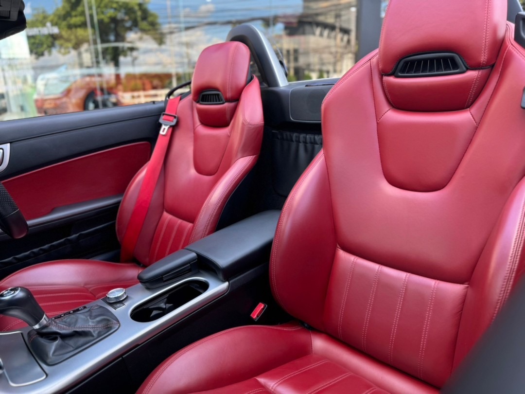 Mercedes Benz SLK200 AMG Roadster ปี 2011
