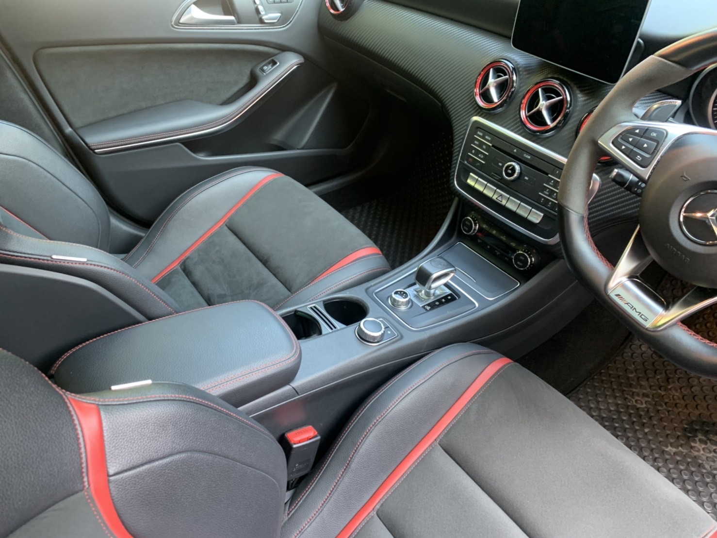 MERCEDES BENZ A45 ปี 2017