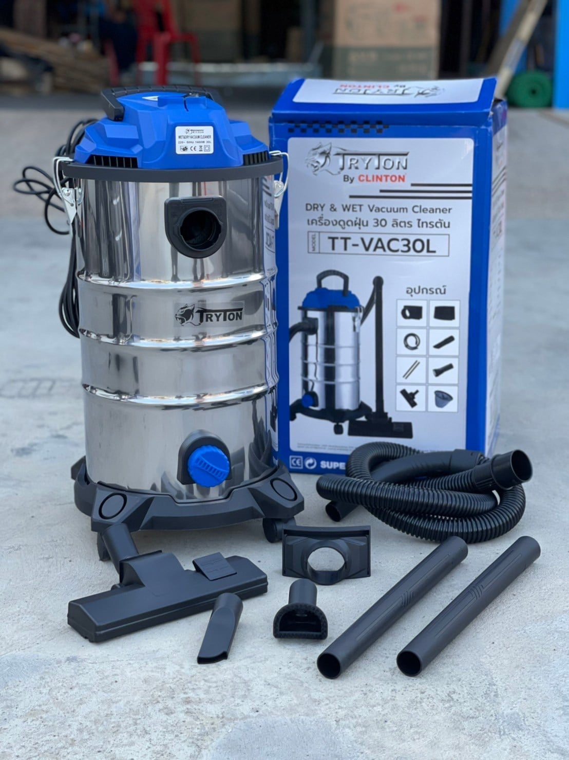 เครื่องดูดฝุ่น ดูดน้ำ 30 ลิตร TRYTON รุ่น TT-VAC30L
