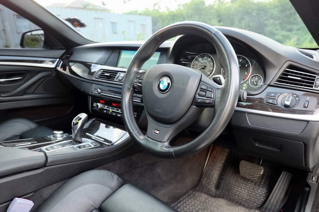 BMW F10 520D M-Sport Package ปี 2011