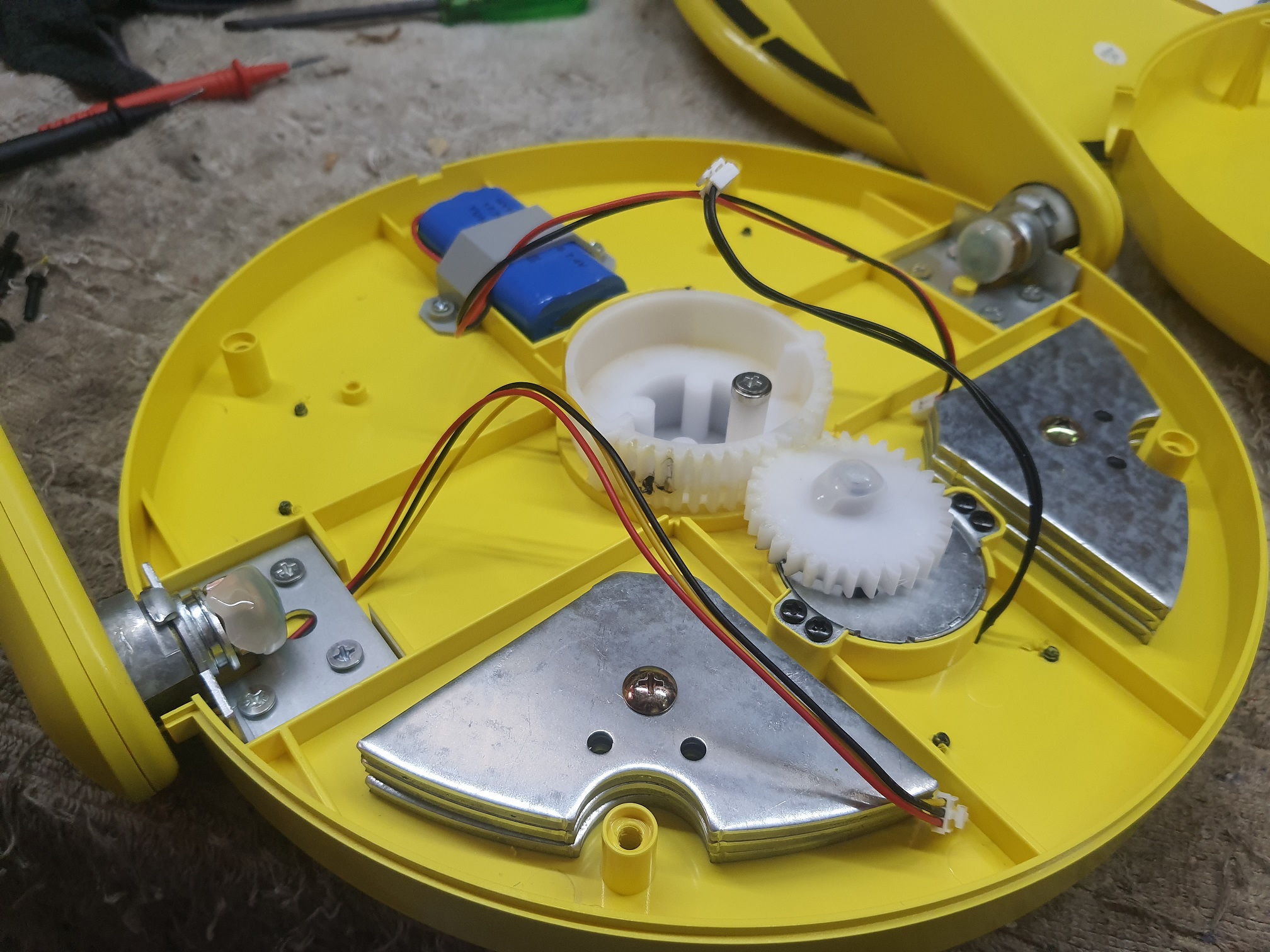 ซ่อมพัดลมตั้งพื้น ยี่ห้อ CLAIR รุ่น F1F12B อาการเครื่องไม่ทำงาน