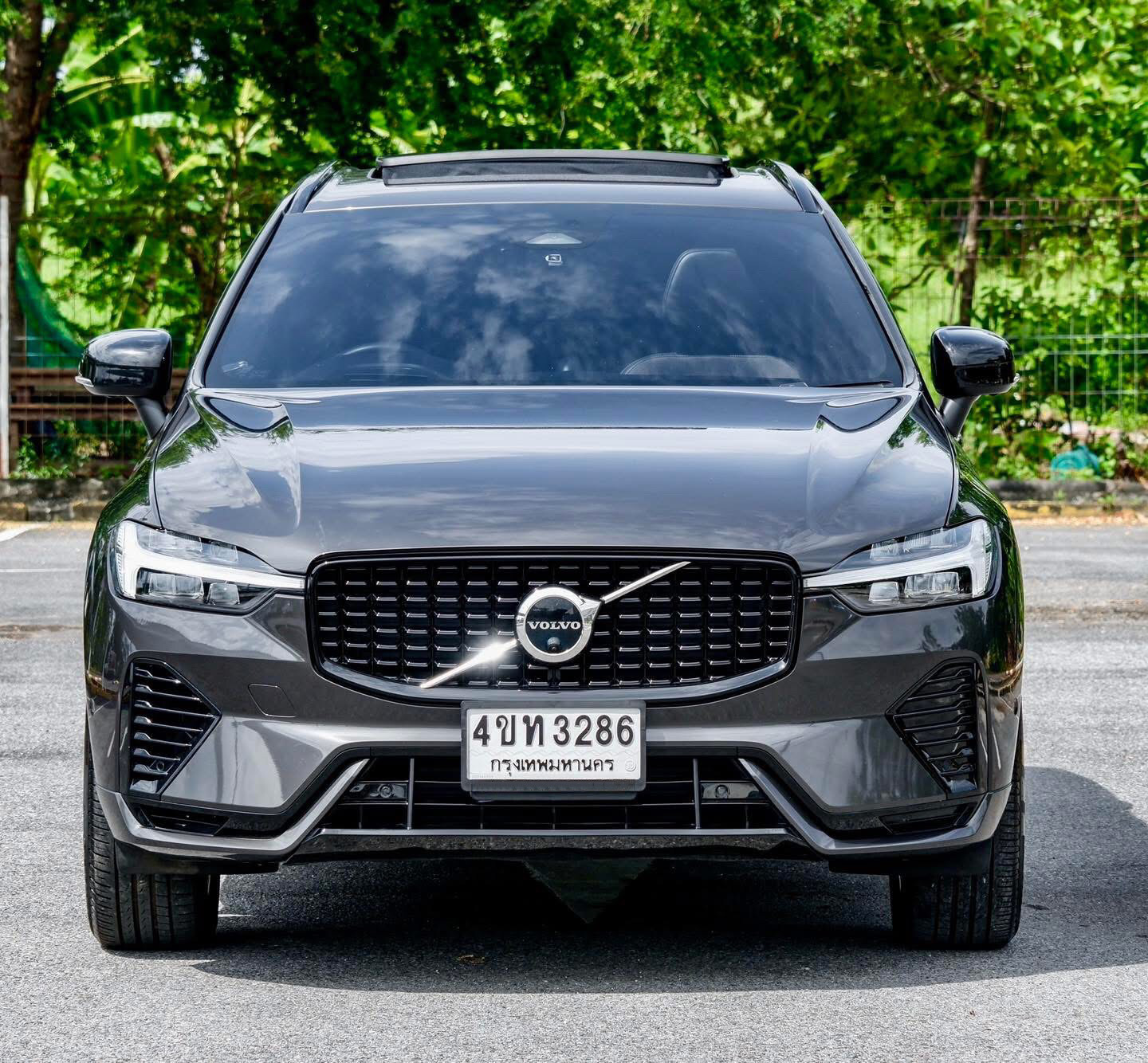 Volvo XC60 Recharge T8 AWD R-Design ปี 2022