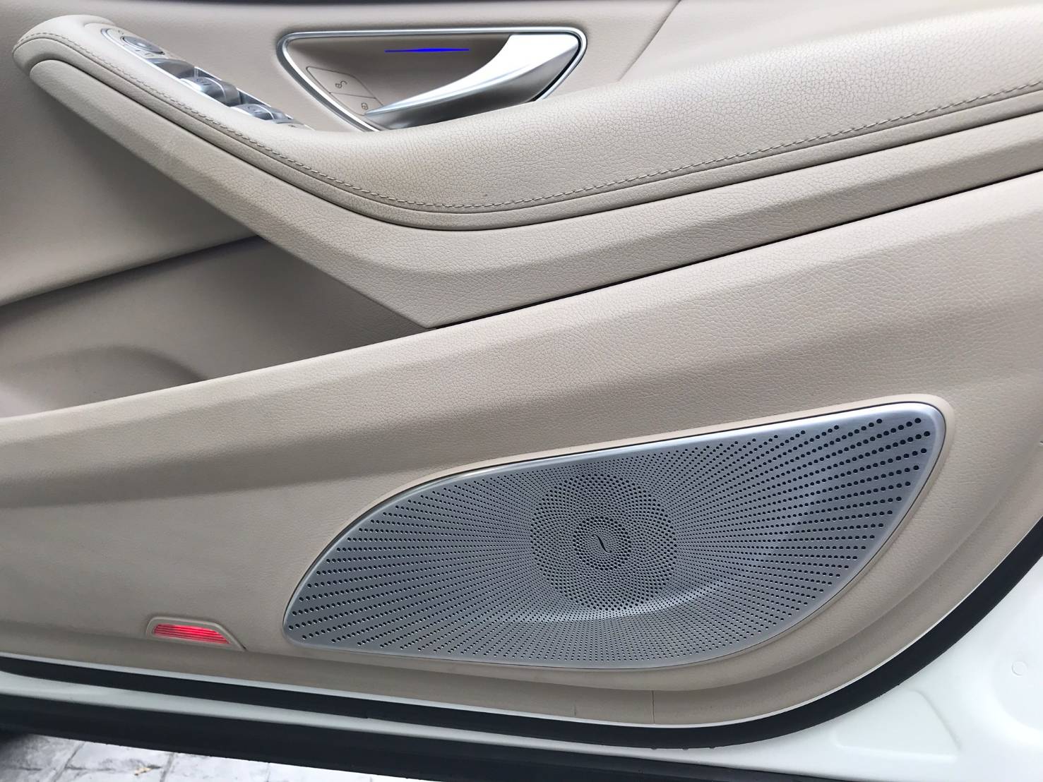 Mercedes Benz S350 d 3.0 W222 AMG Dynamic สีขาว daimond white-metallic ปี 2015