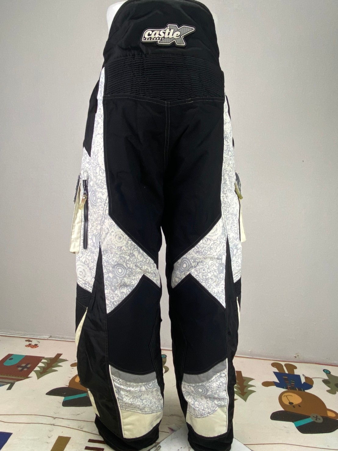 กางเกงขี่มอเตอร์ไซด์ ( มือสอง ) E&A 202: เอว 36" ยาว 33" ***Castje