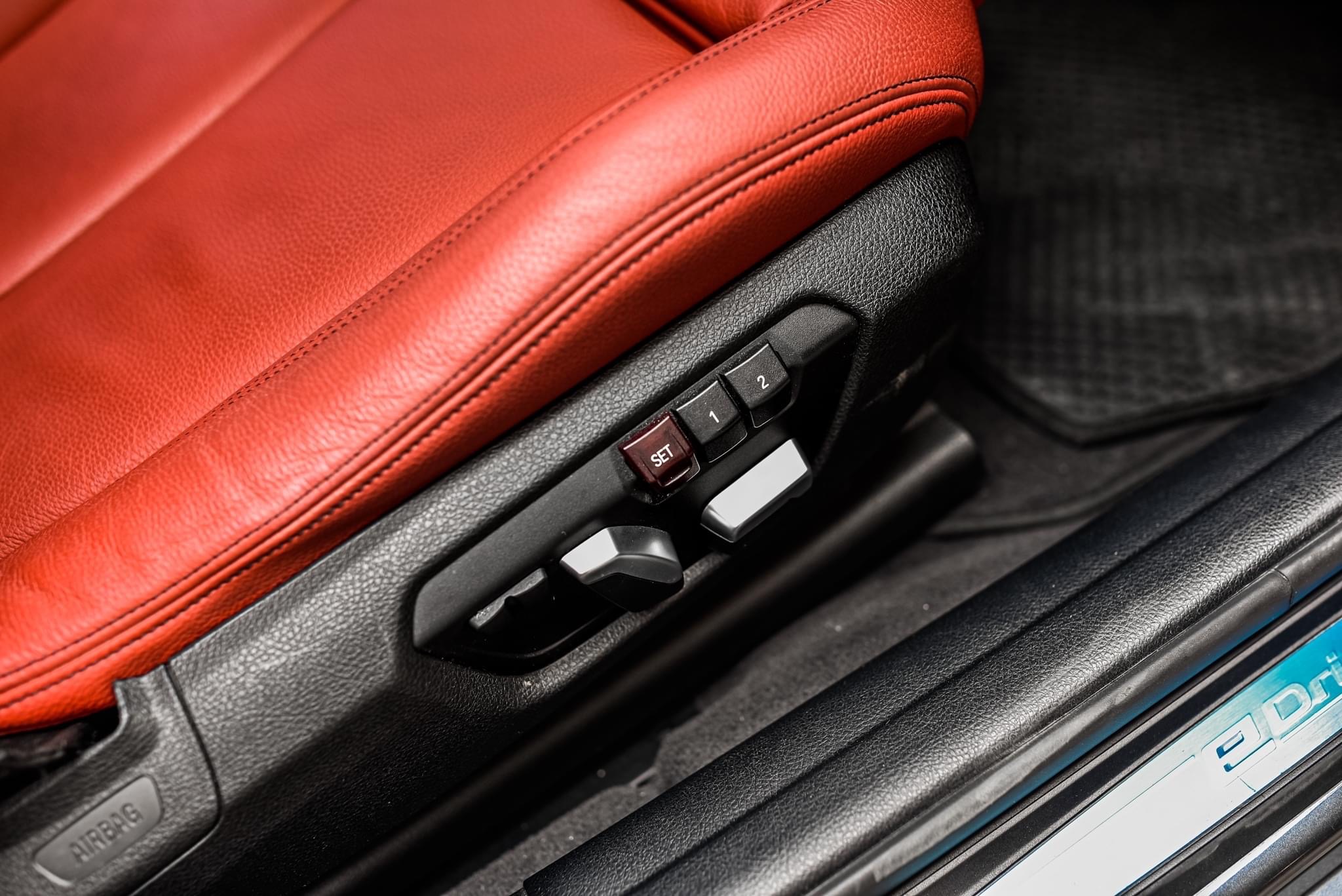BMW 330e Msport เลขไมล์นางฟ้า ปี 2016
