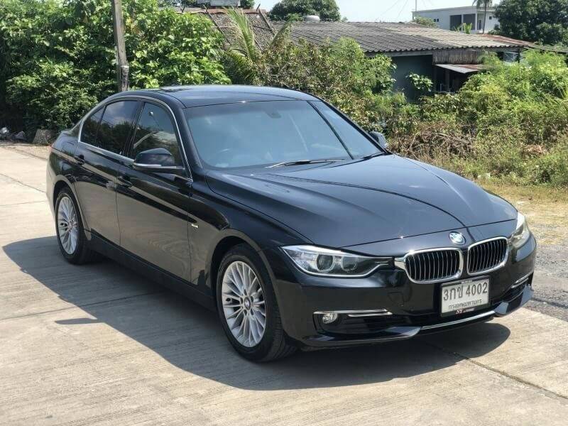 BMW 320i Luxury Package ปี 2013