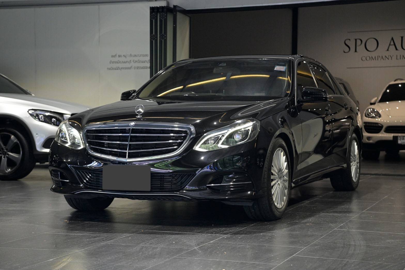Mercedes-Benz E300 Bluetec Hybrid ปี 2013