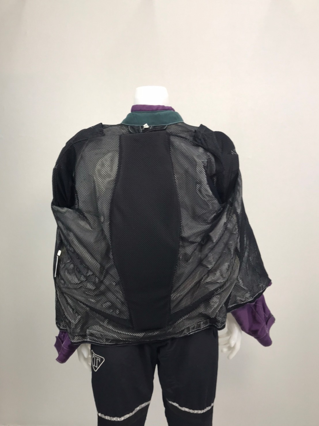 เสื้อขี่มอเตอร์ไซด์( มือสอง) RCT 910 อก 50" ยาว 30" ยี่ห้อ**TOFANA**