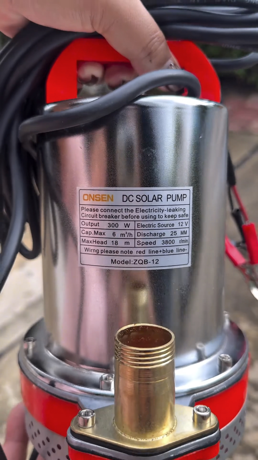 ไดโว่แบตเตอรี่ ยี่ห้อ Onsen 12V ท่อเดียว 1 นิ้ว สายไฟยาว 5 เมตร