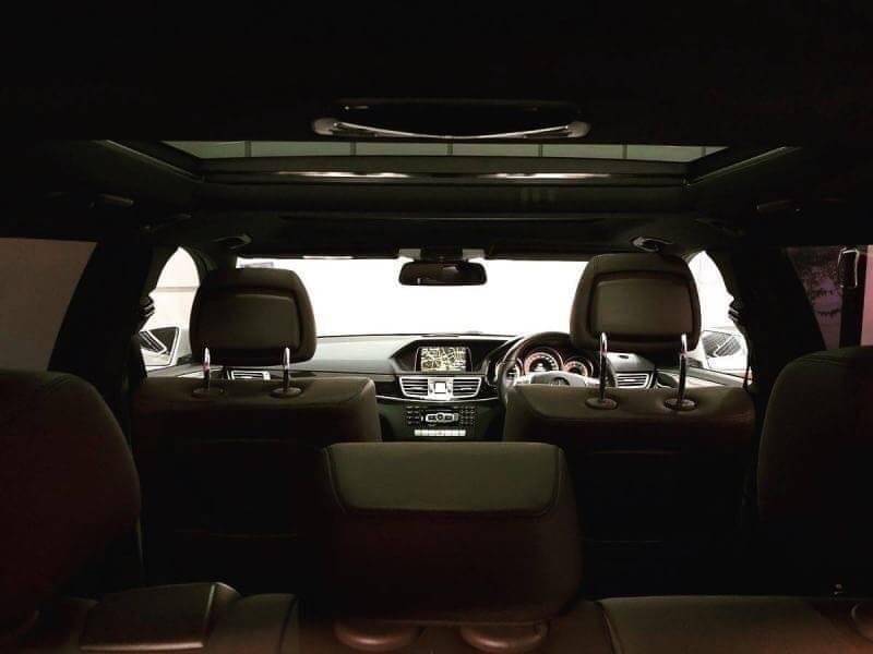 Mercedes Benz E300 Estate 2.1 AMG Hybrid (CBU) ปี 2015
