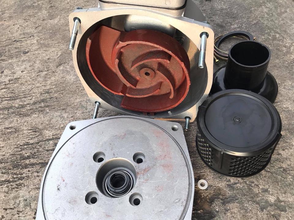 ปั๊มน้ำชนเครื่องKasco ขนาด 3นิ้ว