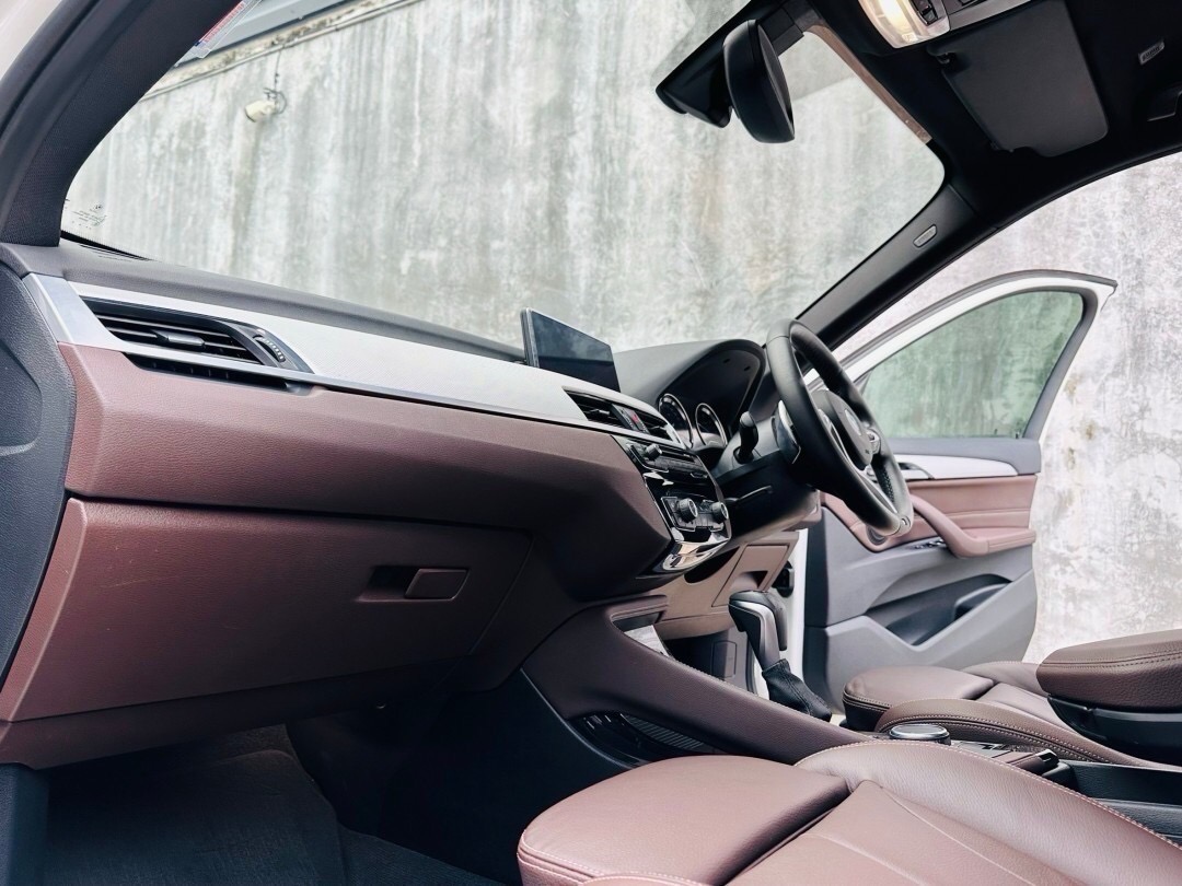BMW X1 sDrive20d M-SPORT โฉม F48 ปี 2020