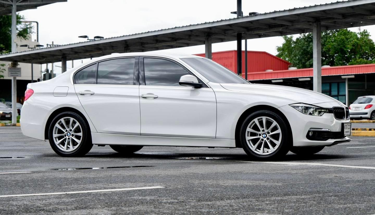BMW F30 320I LCI Minorchnage ปี 2016