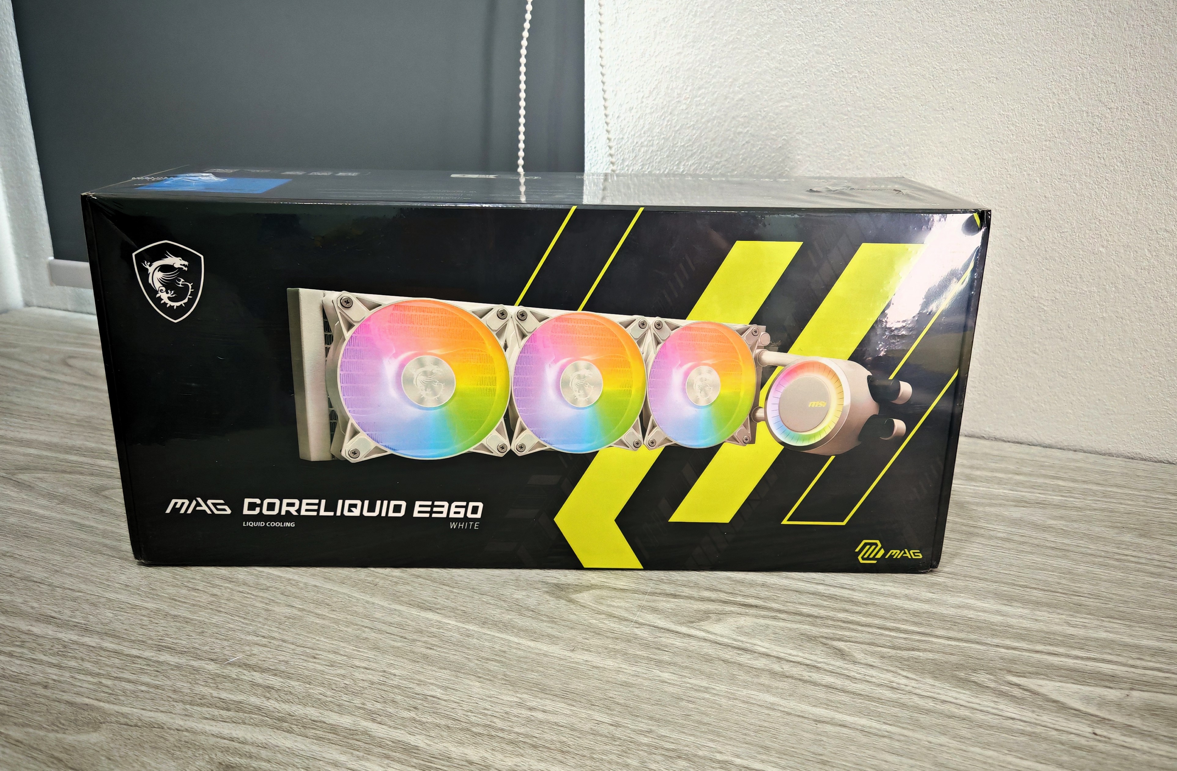 CPU Liquid Cooling MSI MAG CORELIQUID E360 WHITE