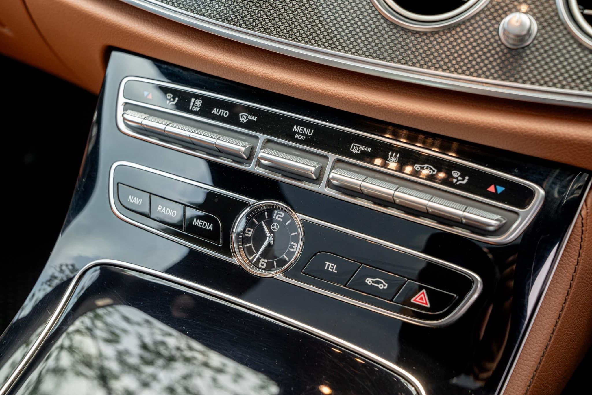 Mercedes-Benz E350e AMG Plug-in Hybrid ปี 2018