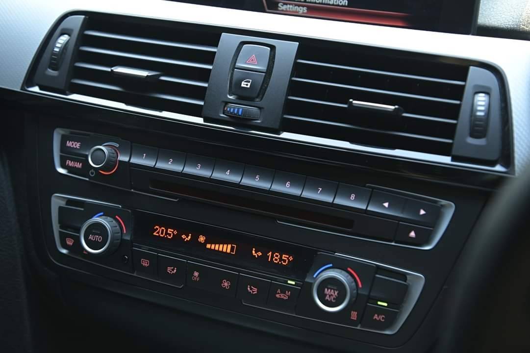BMW 320i M Sport ปี 2015