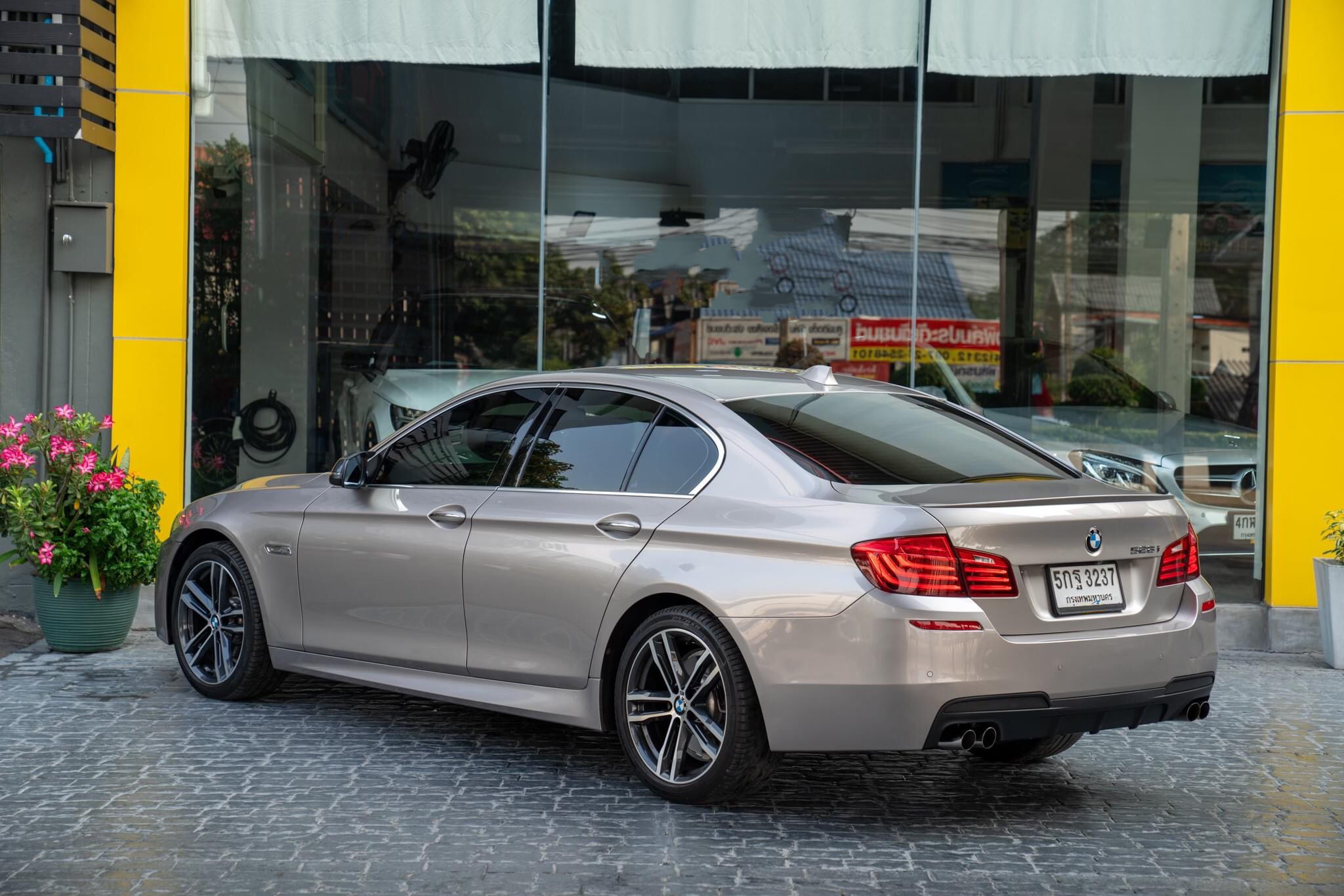 BMW 528i F10 LCI M Sport ปี 2016