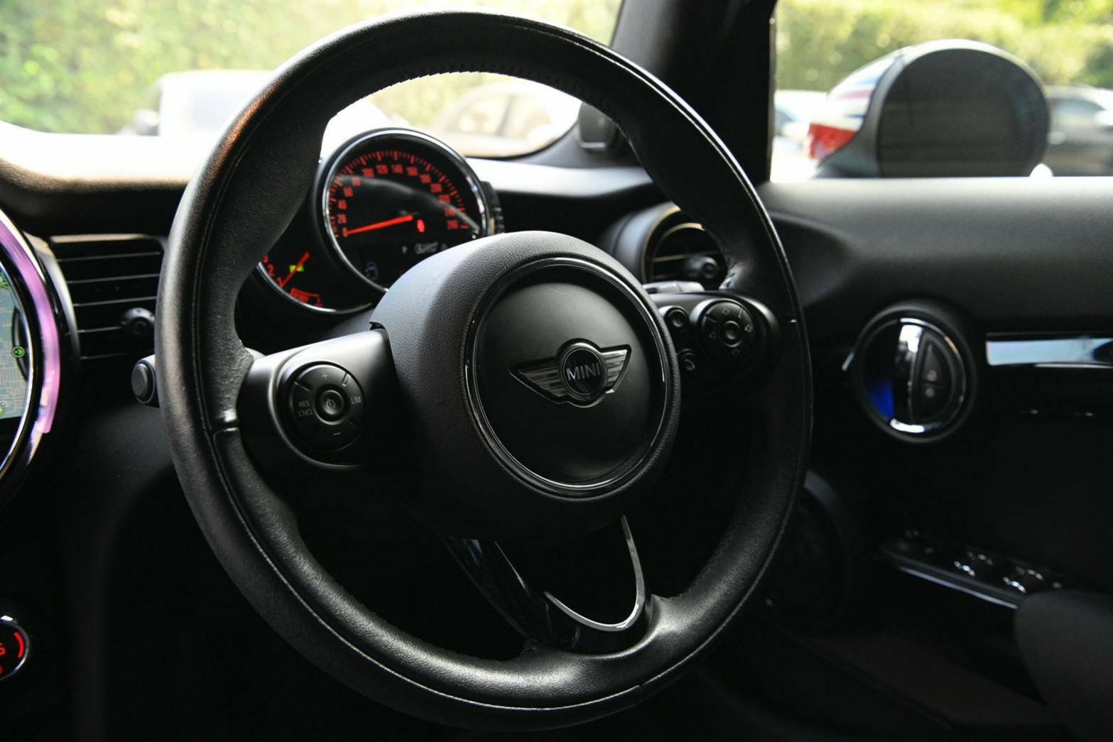 MINI Cooper S Hatch 5 Doors Hughtrim ปี 2017