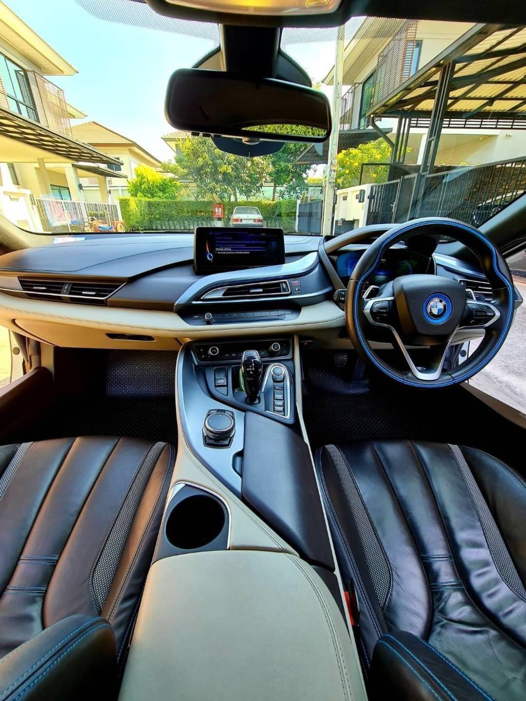 BMW I8 pure impulse ปี 2015