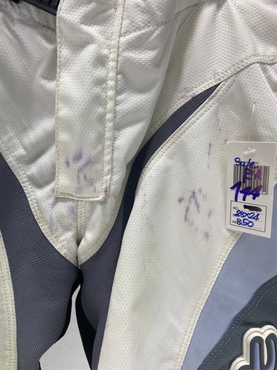 กางเกงขี่มอเตอร์ไซด์ ( มือสอง ) E&A 144: เอว 28" ยาว 24" **FOX**