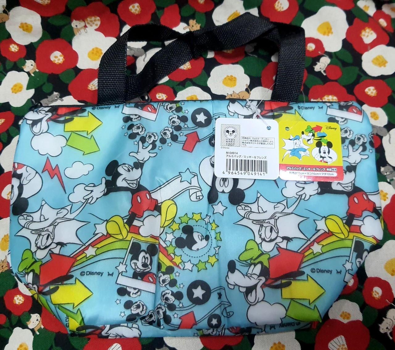 Disney Mickey mouse กระเป๋าเก็บอุณหภูมิ ร้อน / เย็น มิกกี้เม้าส์ สำหรับใส่ของ ใส่อาหาร ของแท้จากญี่ปุ่น Size : 24 x 16 cm