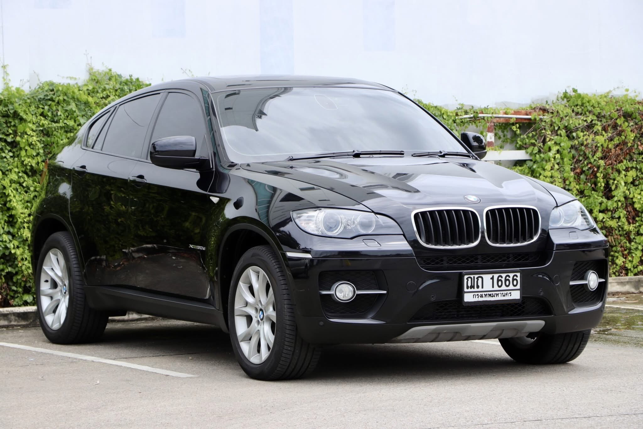 BMW X6 3.0D 4WD LCI Sunroof ปี 2011