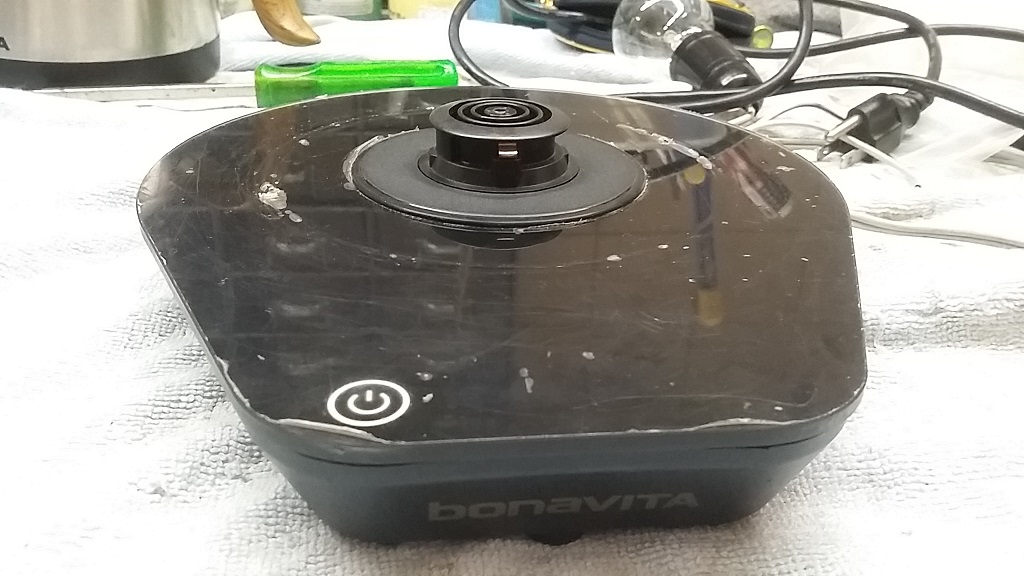 ซ่อมกาต้มน้ำร้อน ยี่ห้อ bonaVITA รุ่น BV382606VCN อาการเปิดไม่ติด
