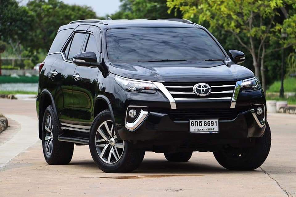 Toyota Forturner 2.8V ปี2017