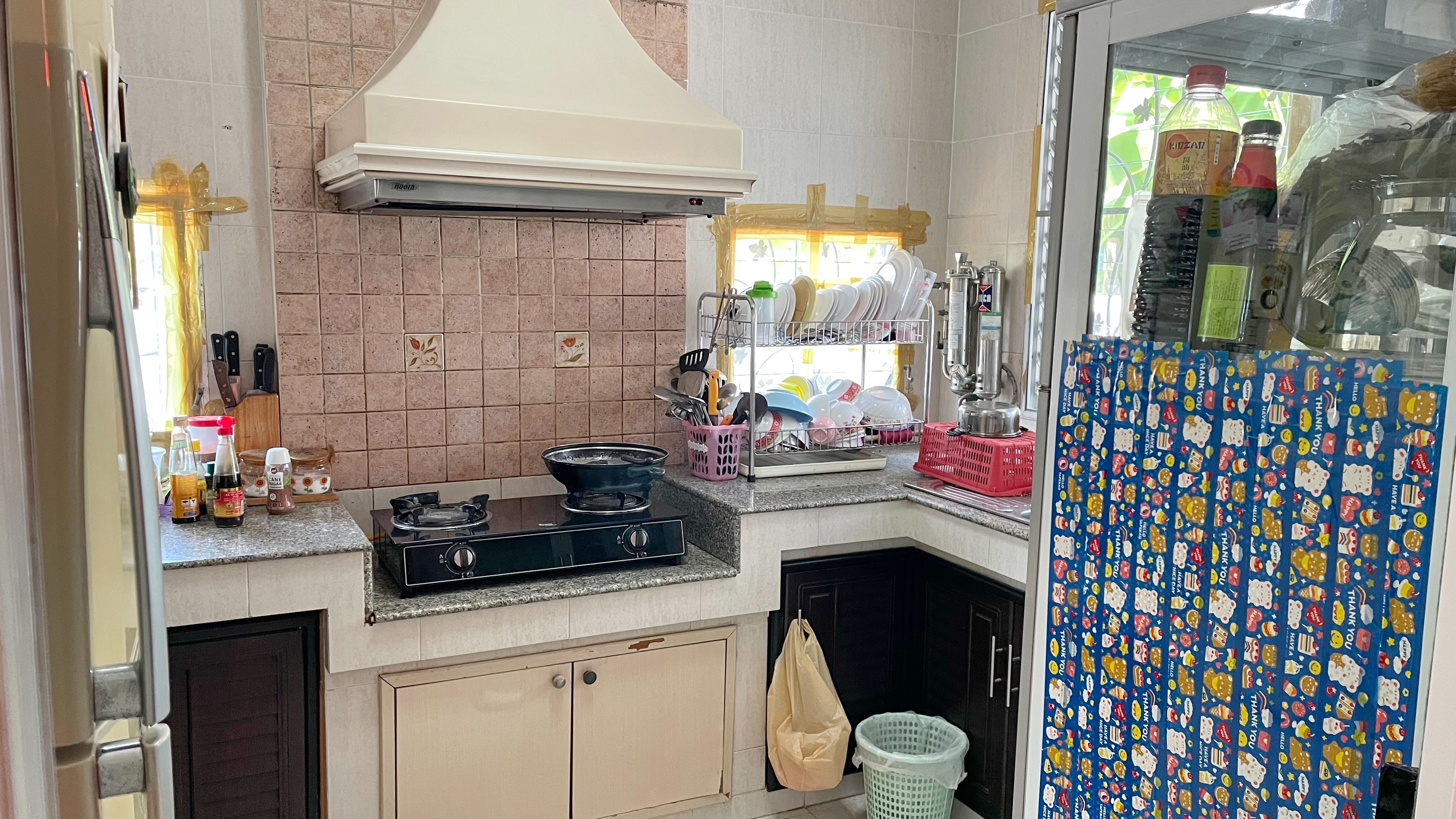 ขายบ้านเดี่ยว หลังมุมขนาด 99 ต.ร.ว ต่อเติม ปรับปรุงบบ้านตามรูป โครงการบ้าน บ้านปาริชาต 345