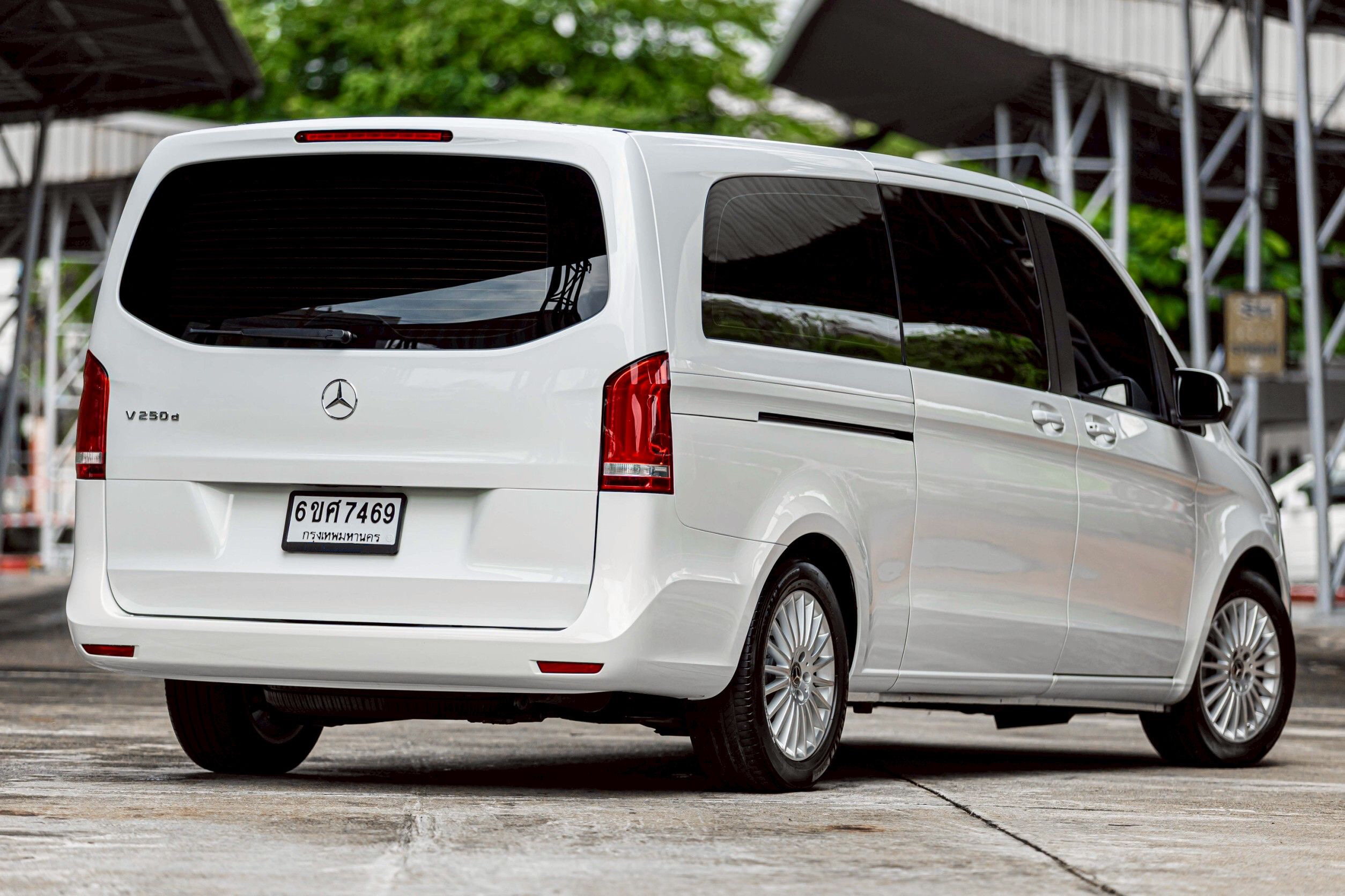 MERCEDES-BENZ V250d W447 ปี 2021