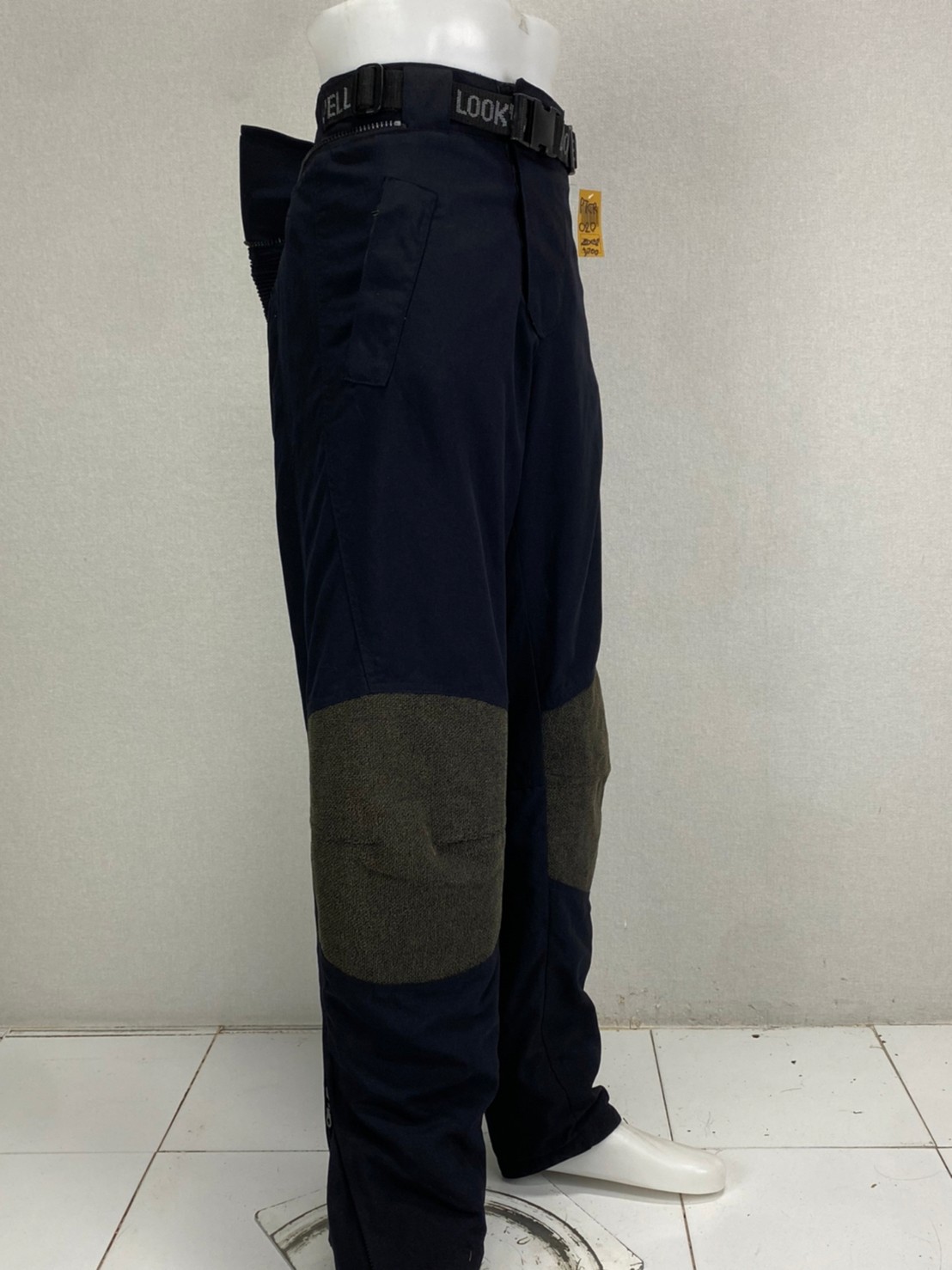 กางเกงขี่มอเตอร์ไซด์ ( มือสอง ) PTCR 020 : เอว 42" ยาว 32" LOOKWELL