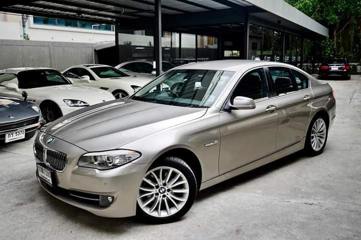 BMW 523i ปี 2012