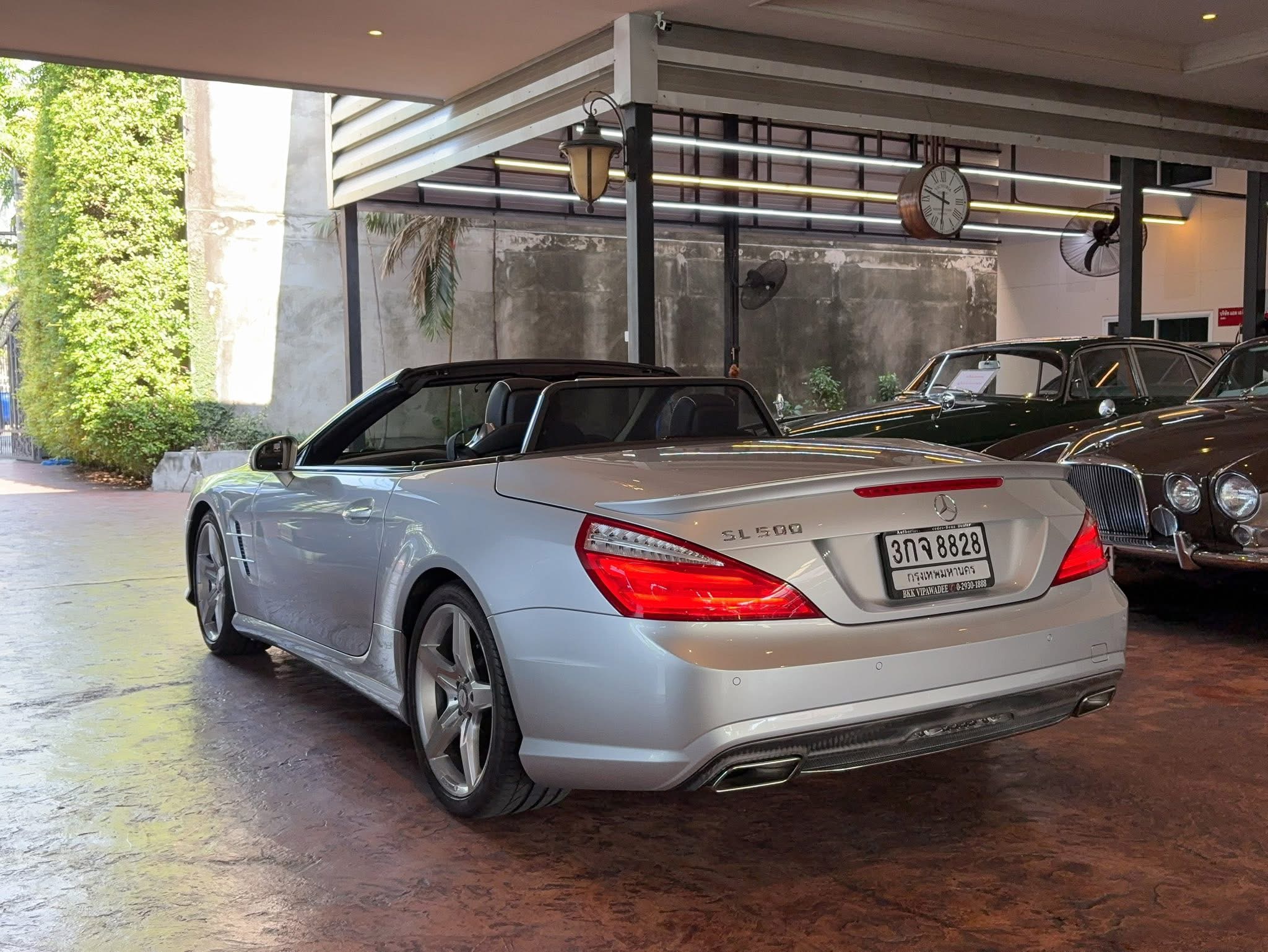 Mercedes Benz SL500 Roadster AMG R231 ปี 2014