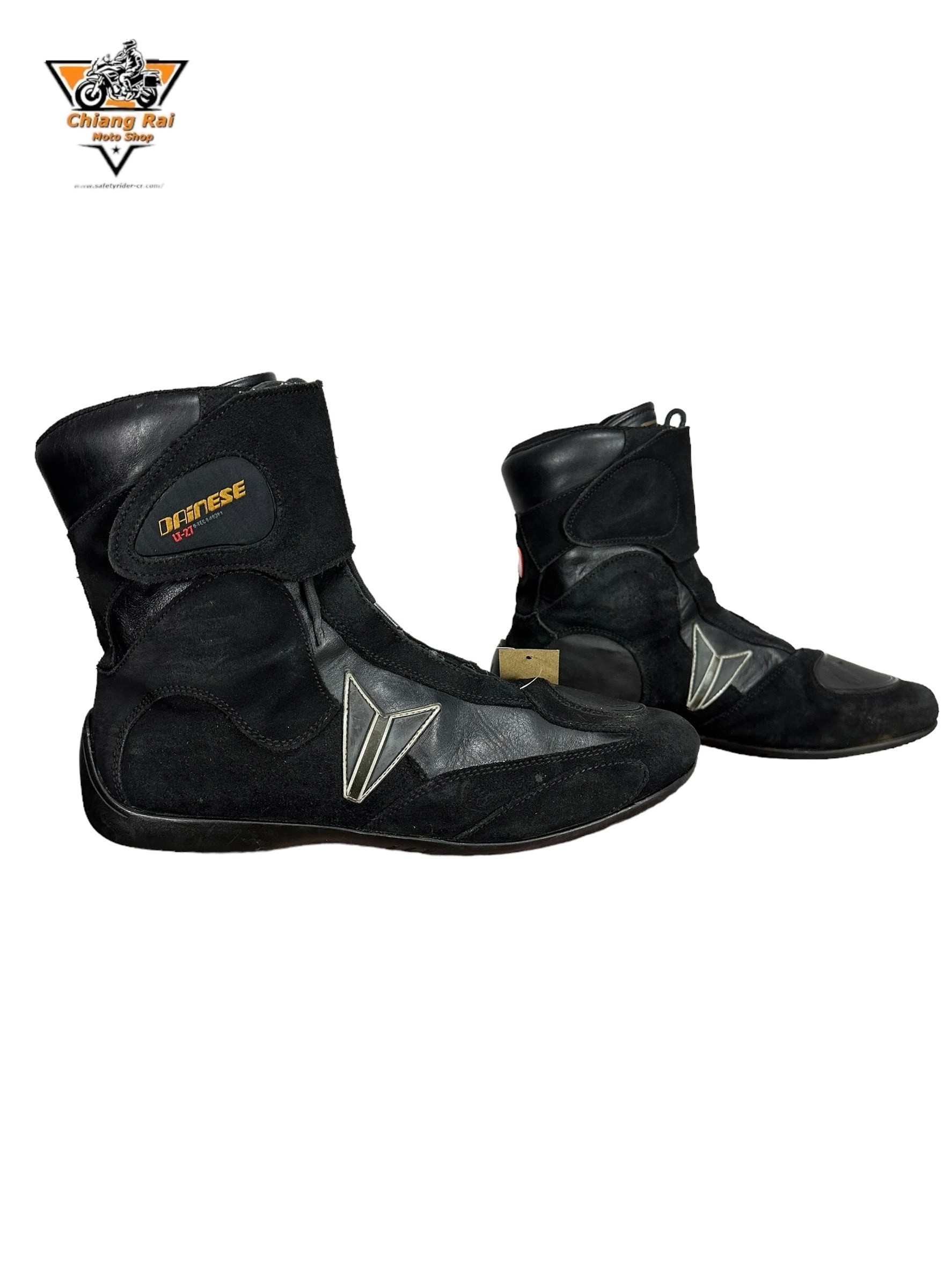 รองเท้าขี่มอเตอร์ไซด์( มือสอง) RCBS-595 Size ขนาดจากป้าย 45:EUR / 10:UK / 27.9:Cm.(dainese)