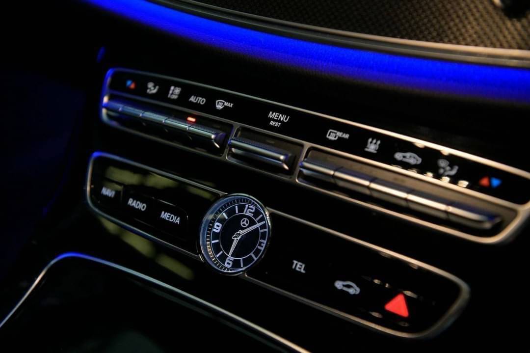 Mercedes-Benz E350e AMG ปี 2018