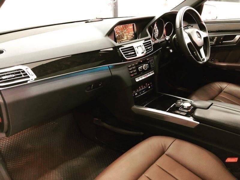 Mercedes Benz E300 Estate 2.1 AMG Hybrid (CBU) ปี 2015
