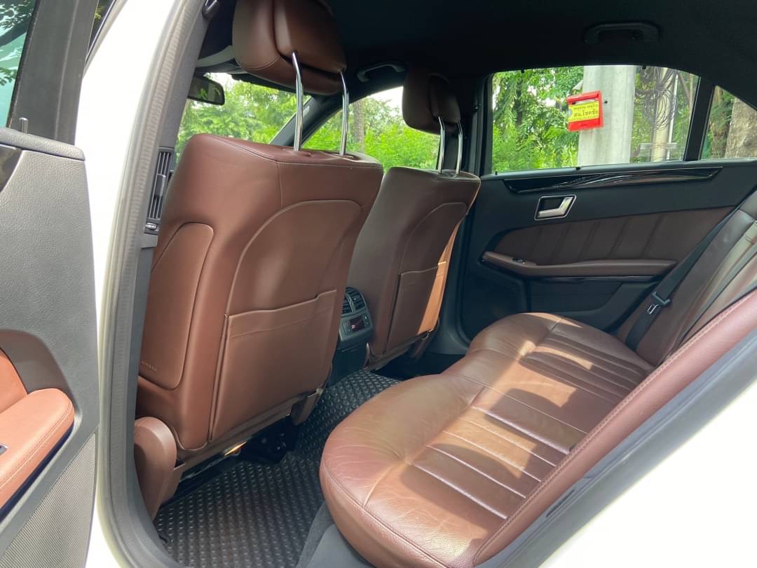 Mercedes Benz E300 hybrid ปี 2015