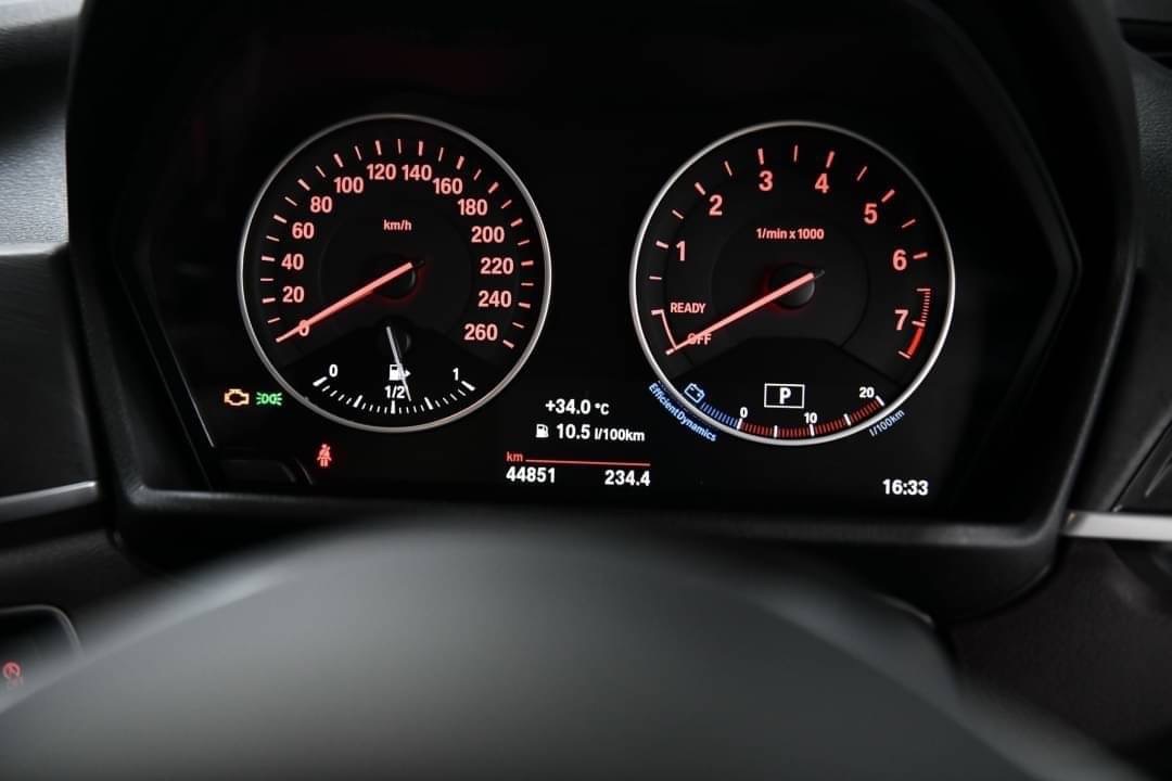 BMW X1 sDrive18i xLine ปี 2017