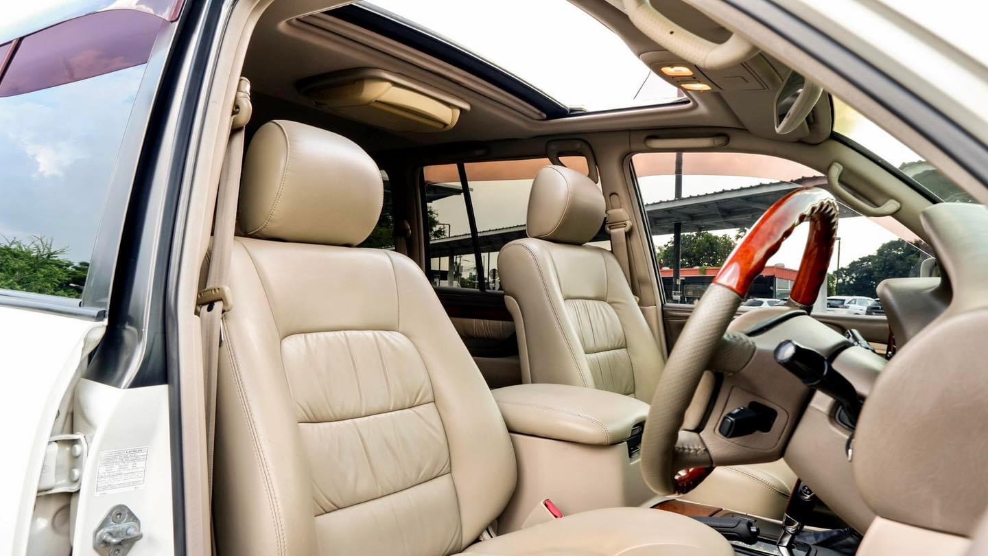 Lexus LX470 4.7L Cygnus รถออกห้าง Lexus Thailand ปี 2001
