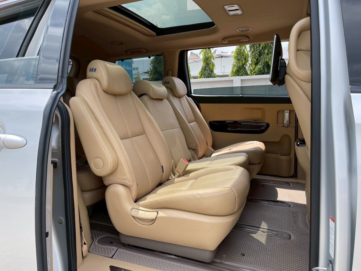 Kia Grand Carnival 2.2 SXL ปี 2018