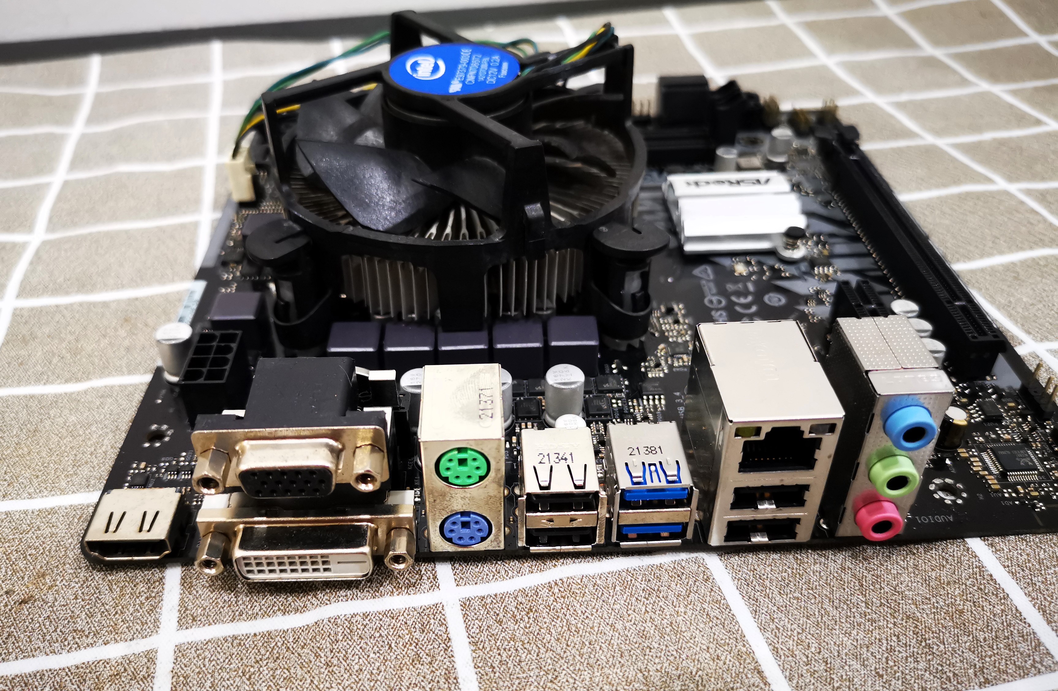 เซ็ตมัดรวม บอร์ด H510M + CPU Pentium G6400
