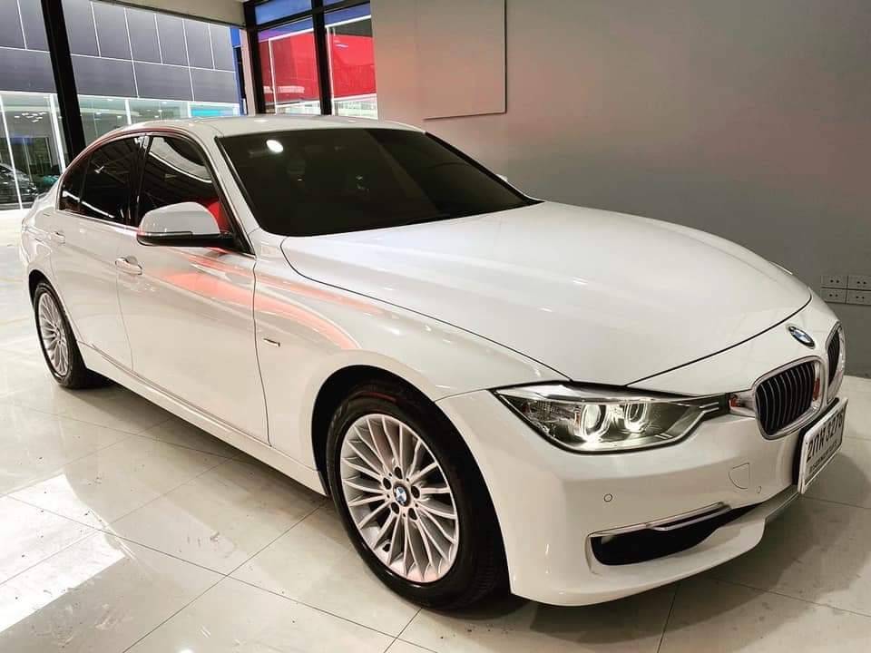 BMW 320i Luxury 2.0 TwinPower Turbo 184 แรงม้า ปี 2014